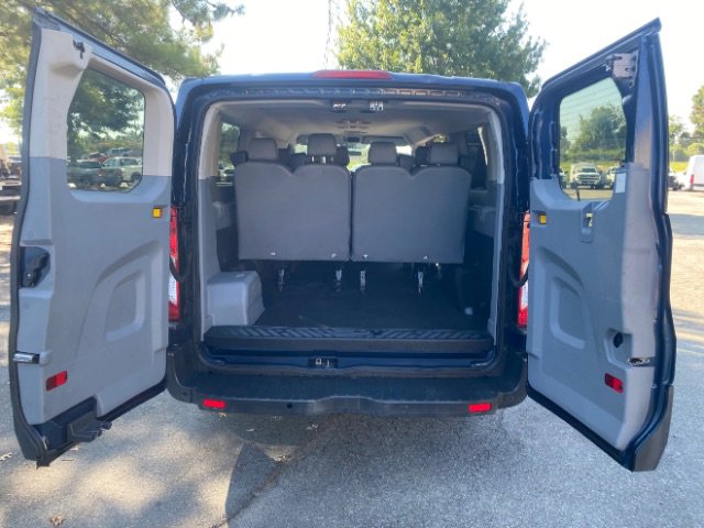 Used 2015 Ford Transit 350 XL image 7