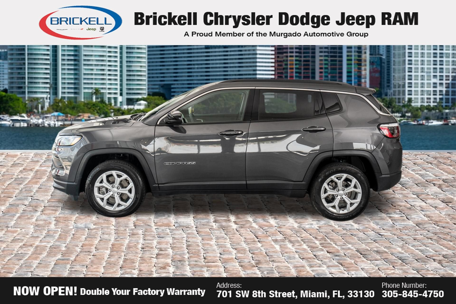 Used 2024 Jeep Compass Latitude AWD/4WD image 4