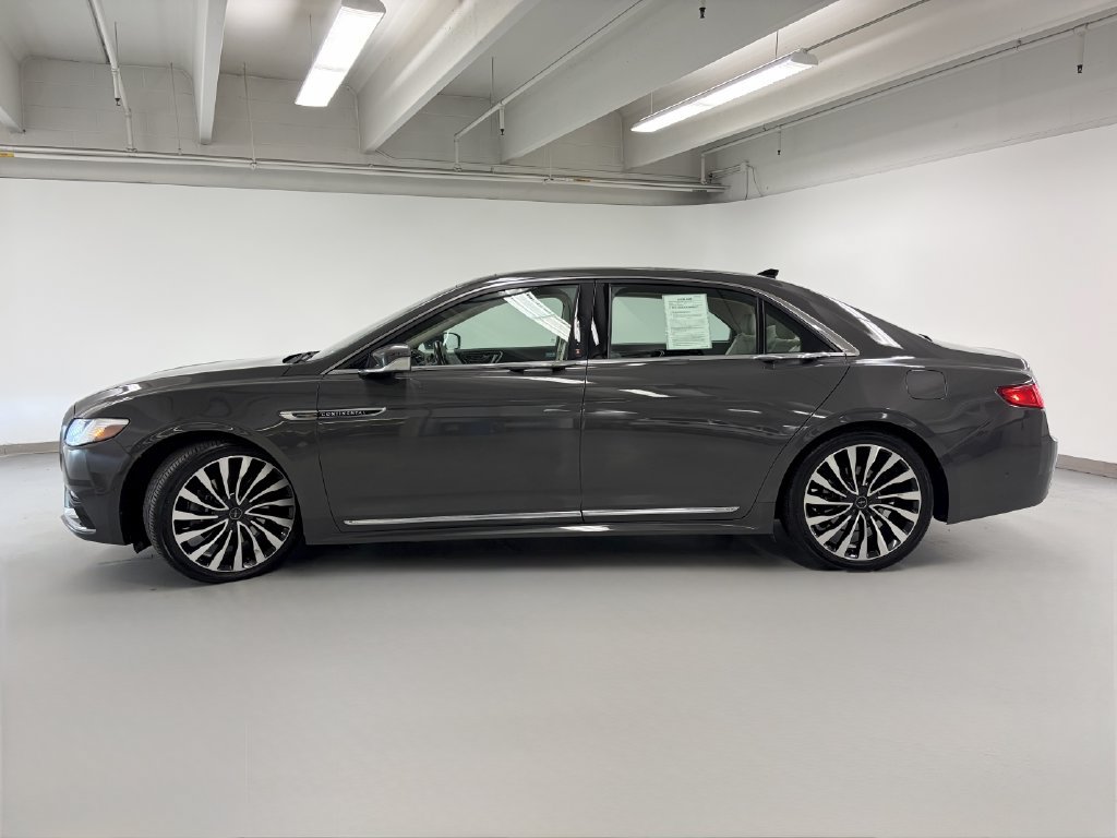 Used 2018 Lincoln Continental Black Label AWD/4WD image 4