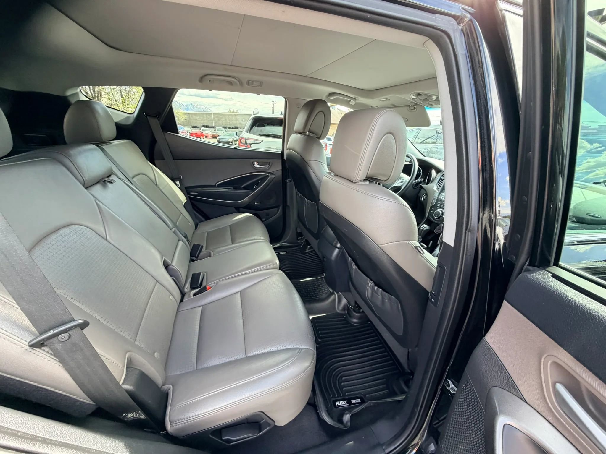 Used 2014 Hyundai Santa Fe Sport w/ Technology Package 04 image 18