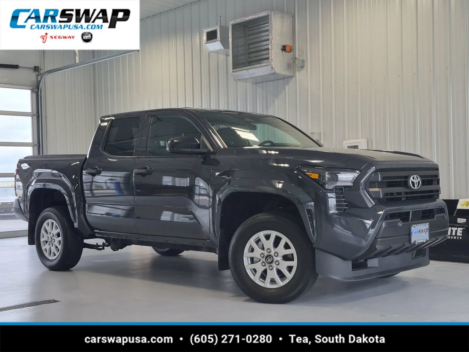 Used 2024 Toyota Tacoma SR AWD/4WD image 1