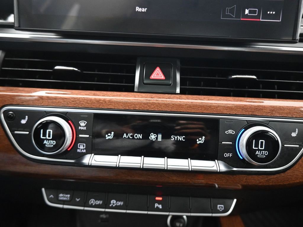 Used 2022 Audi A4 2.0T Premium image 21