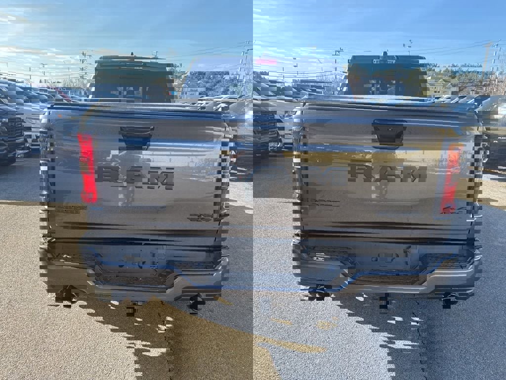 New 2026 RAM 1500 Laramie AWD/4WD image 4