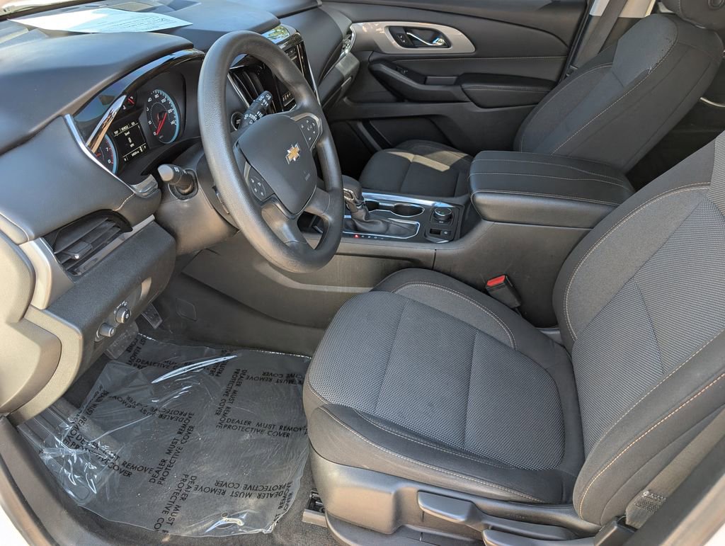 Used 2021 Chevrolet Traverse LS image 11
