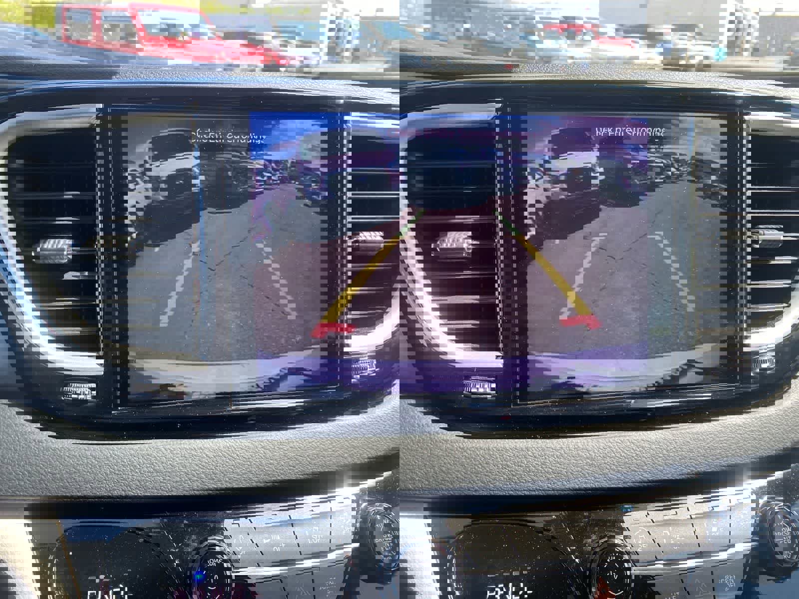 Used 2023 Chrysler Pacifica Touring-L FWD image 15