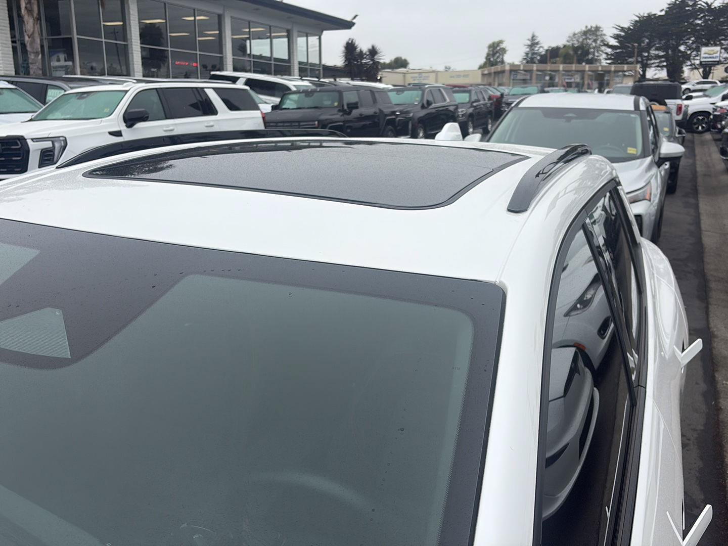 Used 2025 Chevrolet Equinox EV RS w/ Convenience Package II FWD image 20