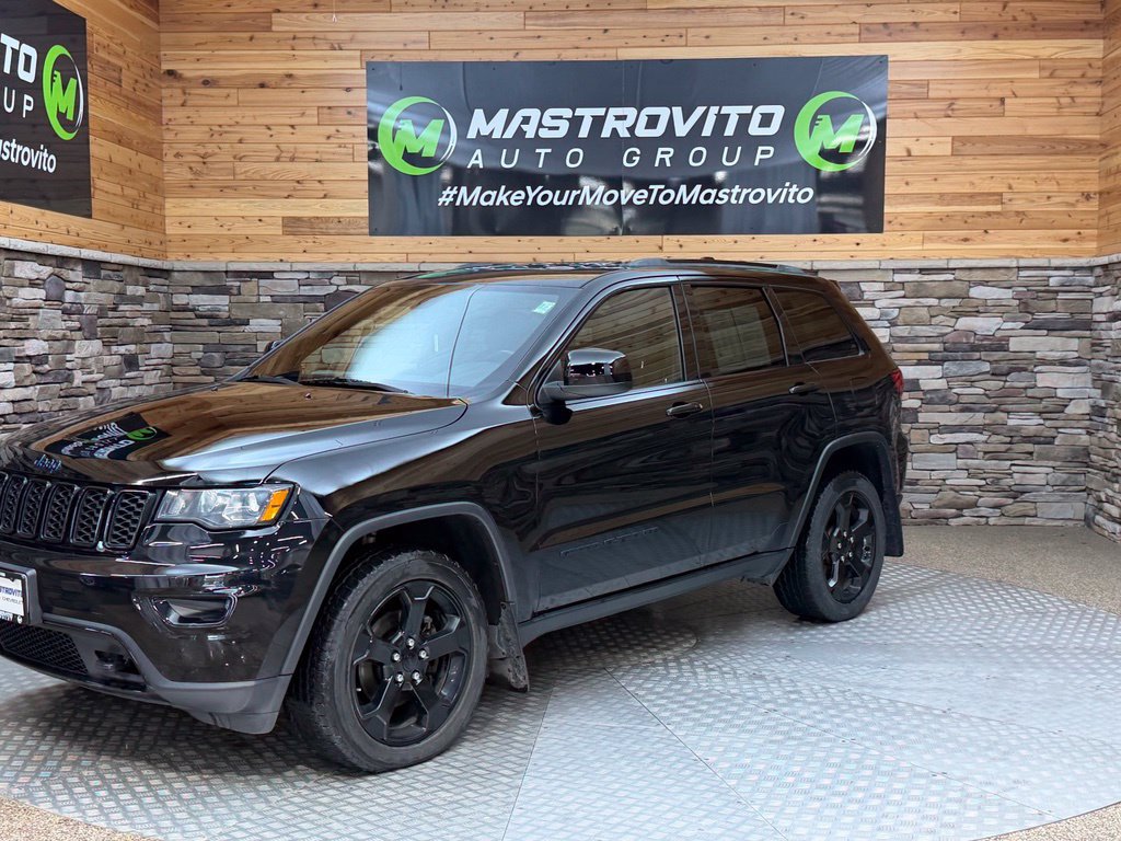 Used 2020 Jeep Grand Cherokee Laredo AWD/4WD image 8