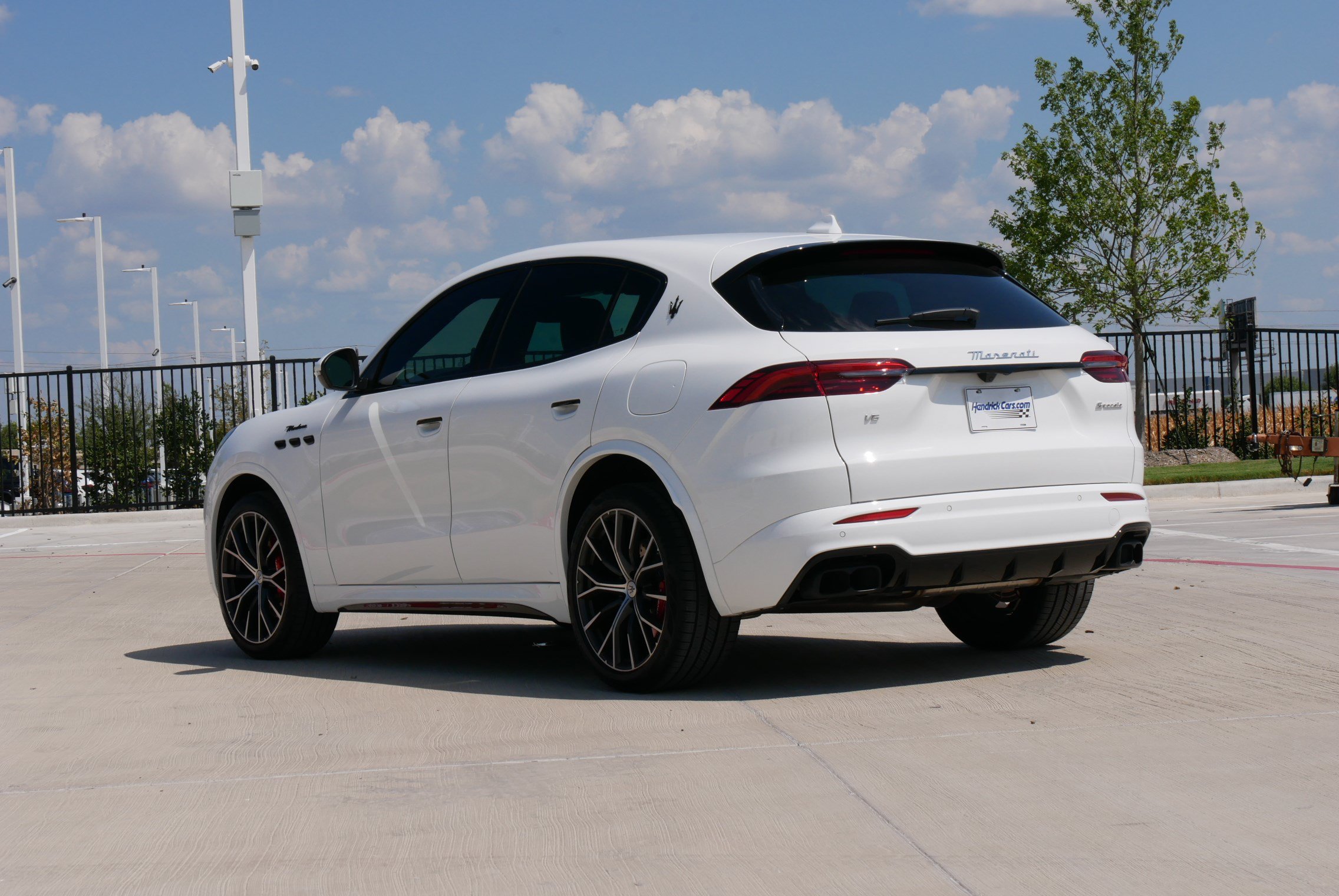 Used 2026 Maserati Grecale Modena AWD/4WD image 7
