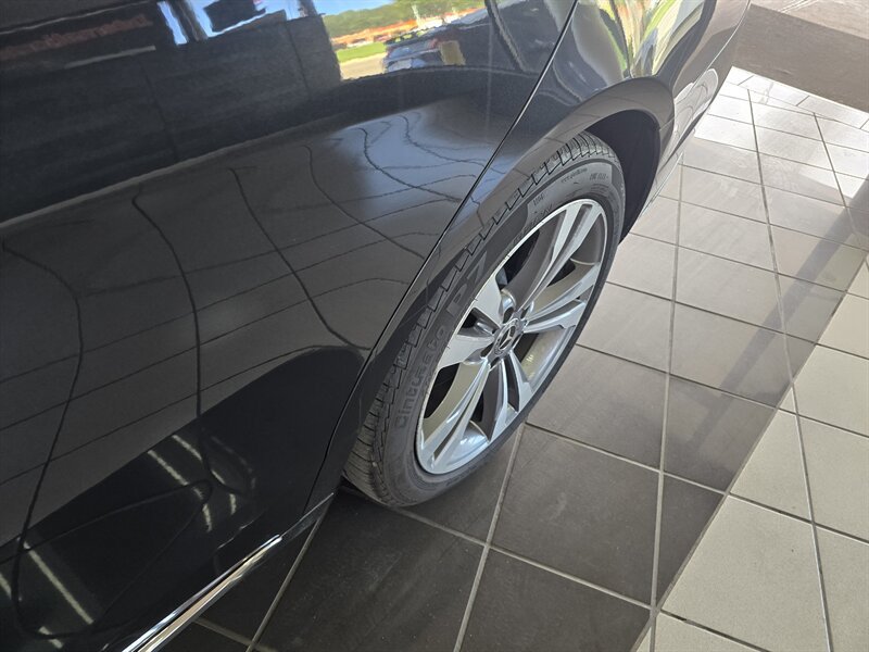 Used 2020 Mercedes-Benz S 560 4MATIC Sedan image 39