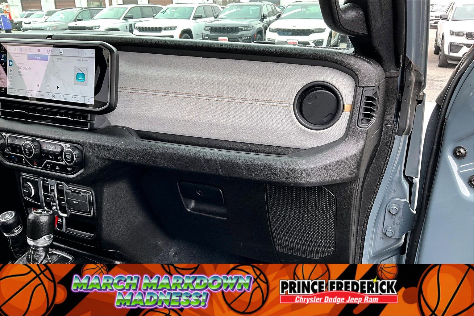 Used 2024 Jeep Wrangler Willys image 13