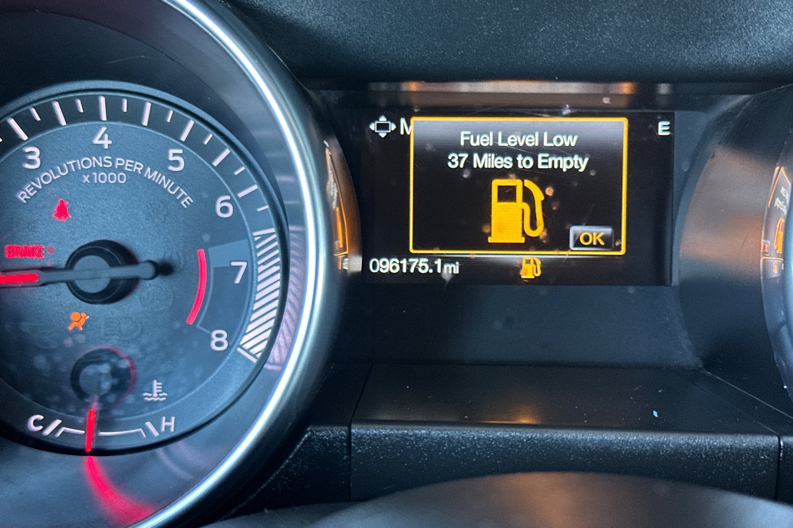 Used 2018 Ford Mustang Coupe RWD image 27