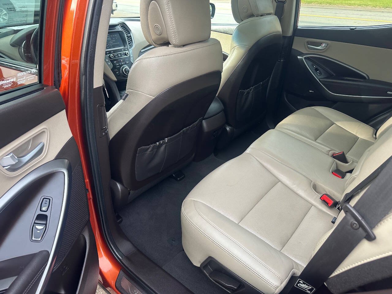 Used 2017 Hyundai Santa Fe Sport w/ 2.4L Tech Package 04 AWD/4WD image 12