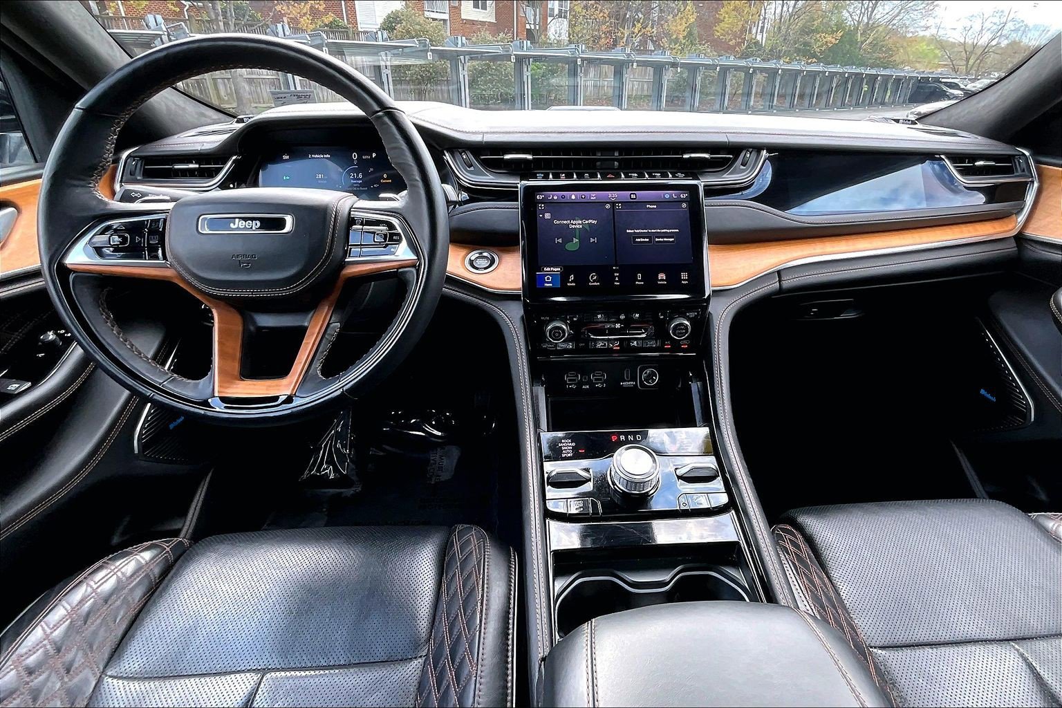 Used 2023 Jeep Grand Cherokee Summit image 14