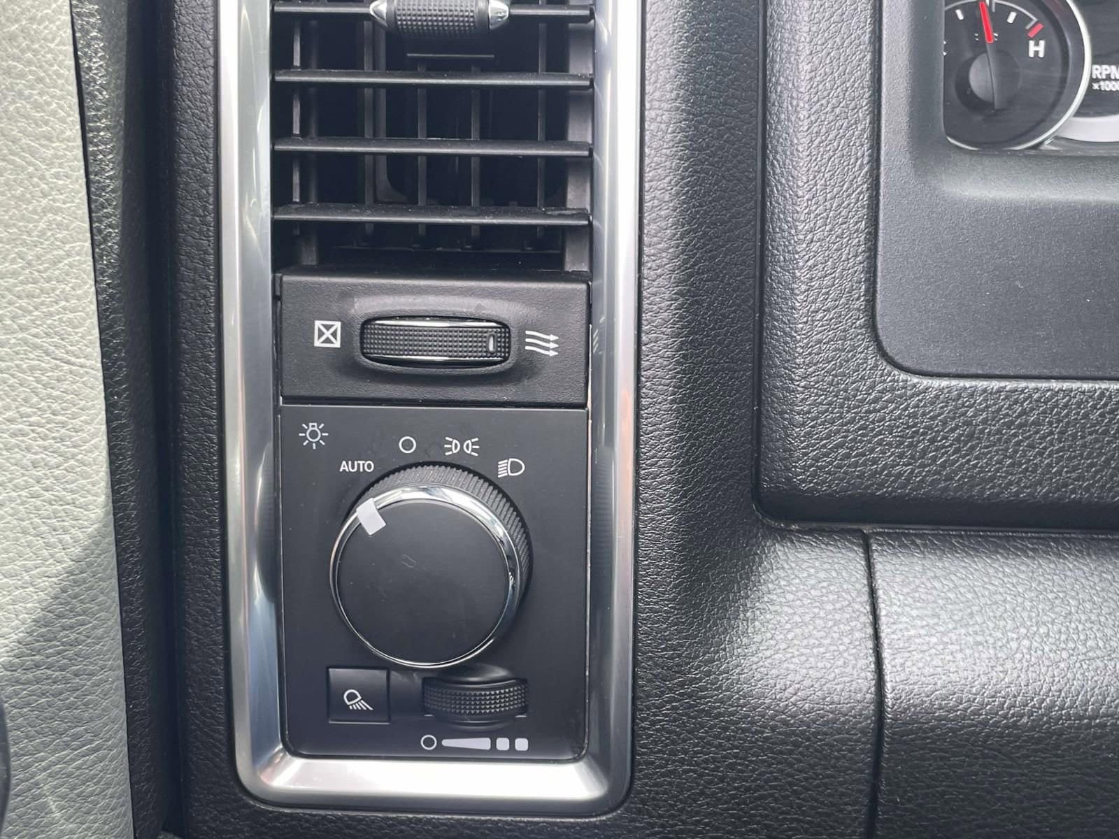 Used 2023 RAM 1500 Classic SLT w/ Trailer & Traction Group AWD/4WD image 22