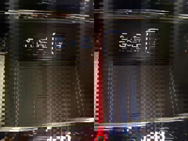 New 2025 Jeep Grand Cherokee Laredo w/ Luxury Tech Group I image 9