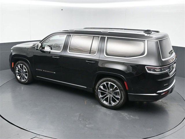 Used 2023 Jeep Grand Wagoneer Series III image 48