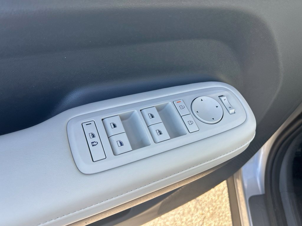 Used 2026 Hyundai Santa Fe SEL FWD image 35
