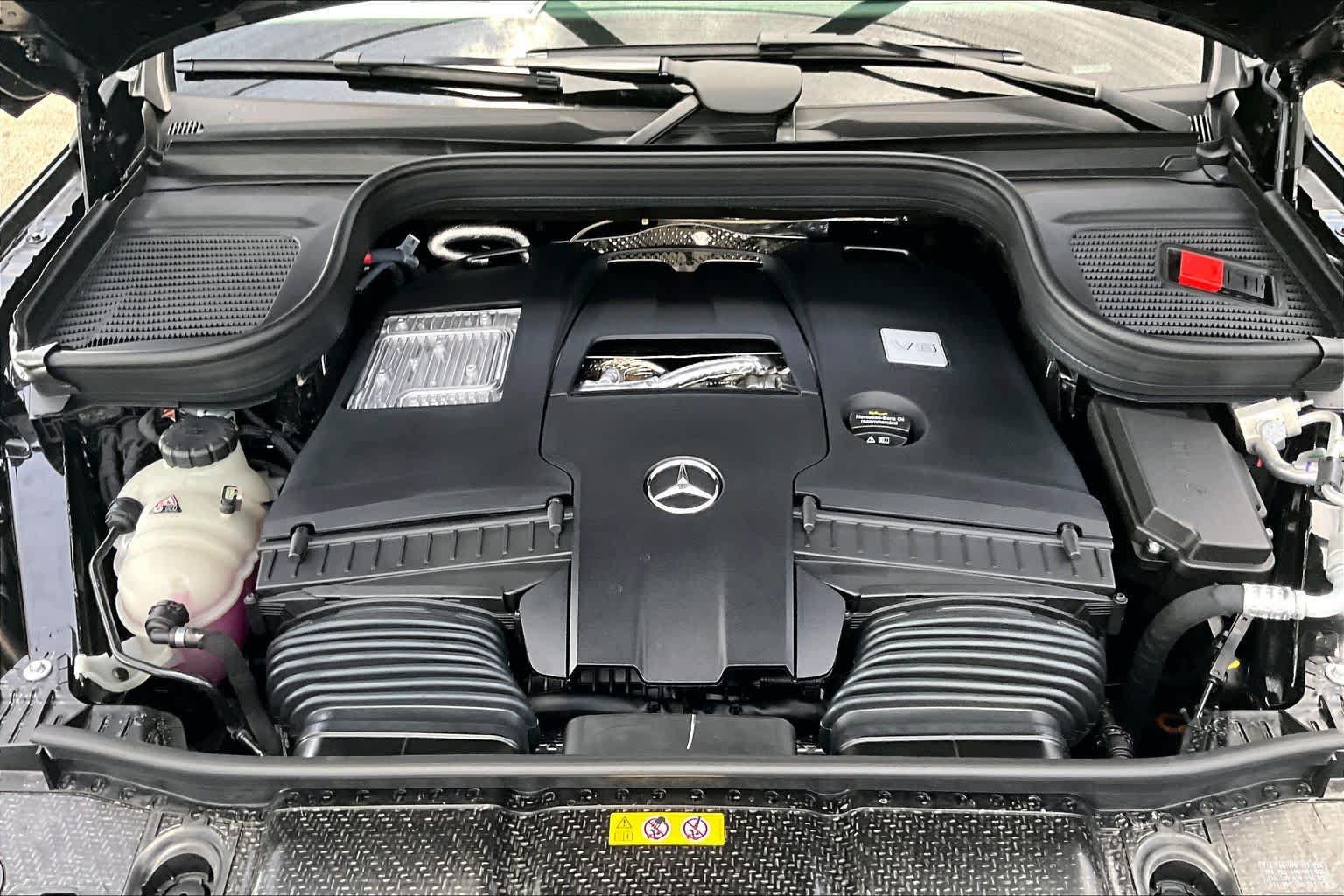 New 2026 Mercedes-Benz GLS 580 4MATIC image 18