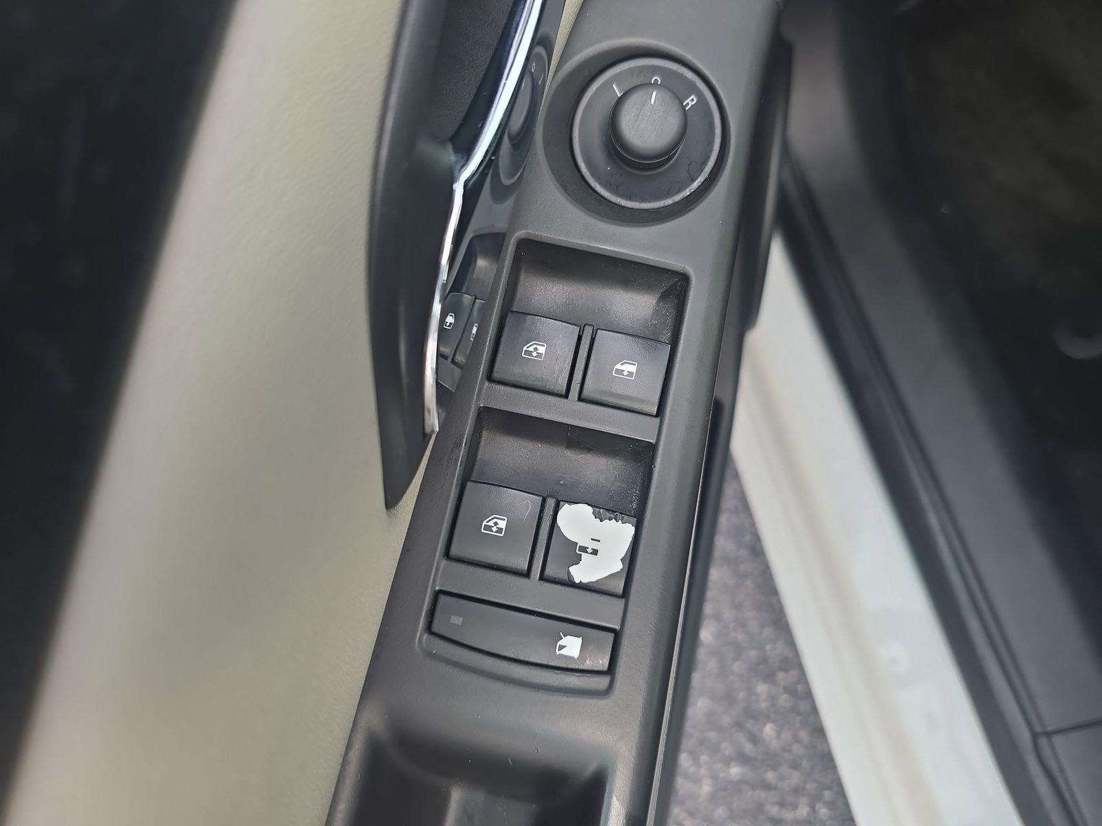 Used 2014 Chevrolet Cruze LS image 14