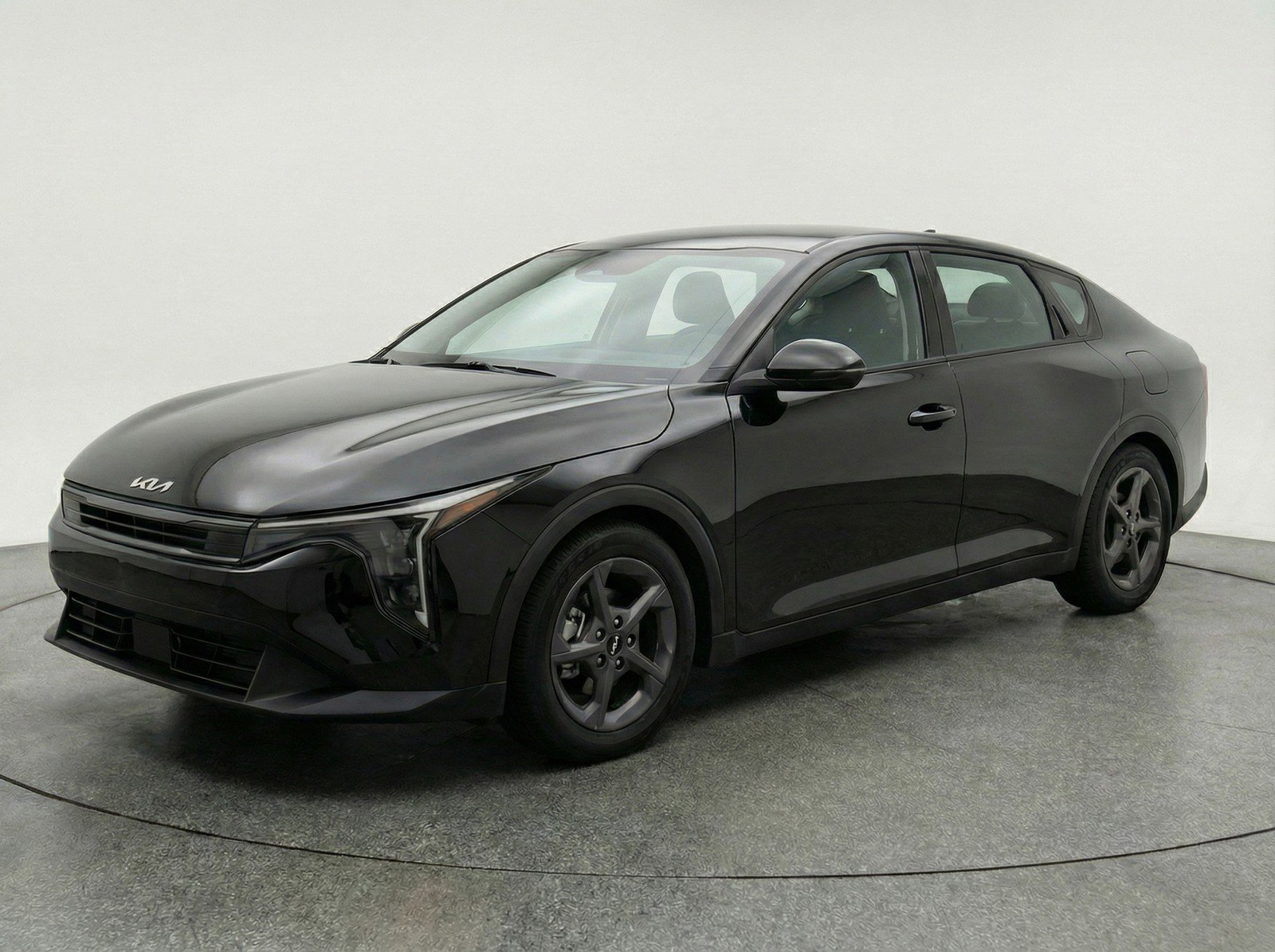Used 2025 Kia K4 LXS image 3