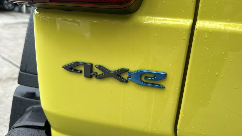 Used 2024 Jeep Wrangler Unlimited Rubicon 4xe image 11