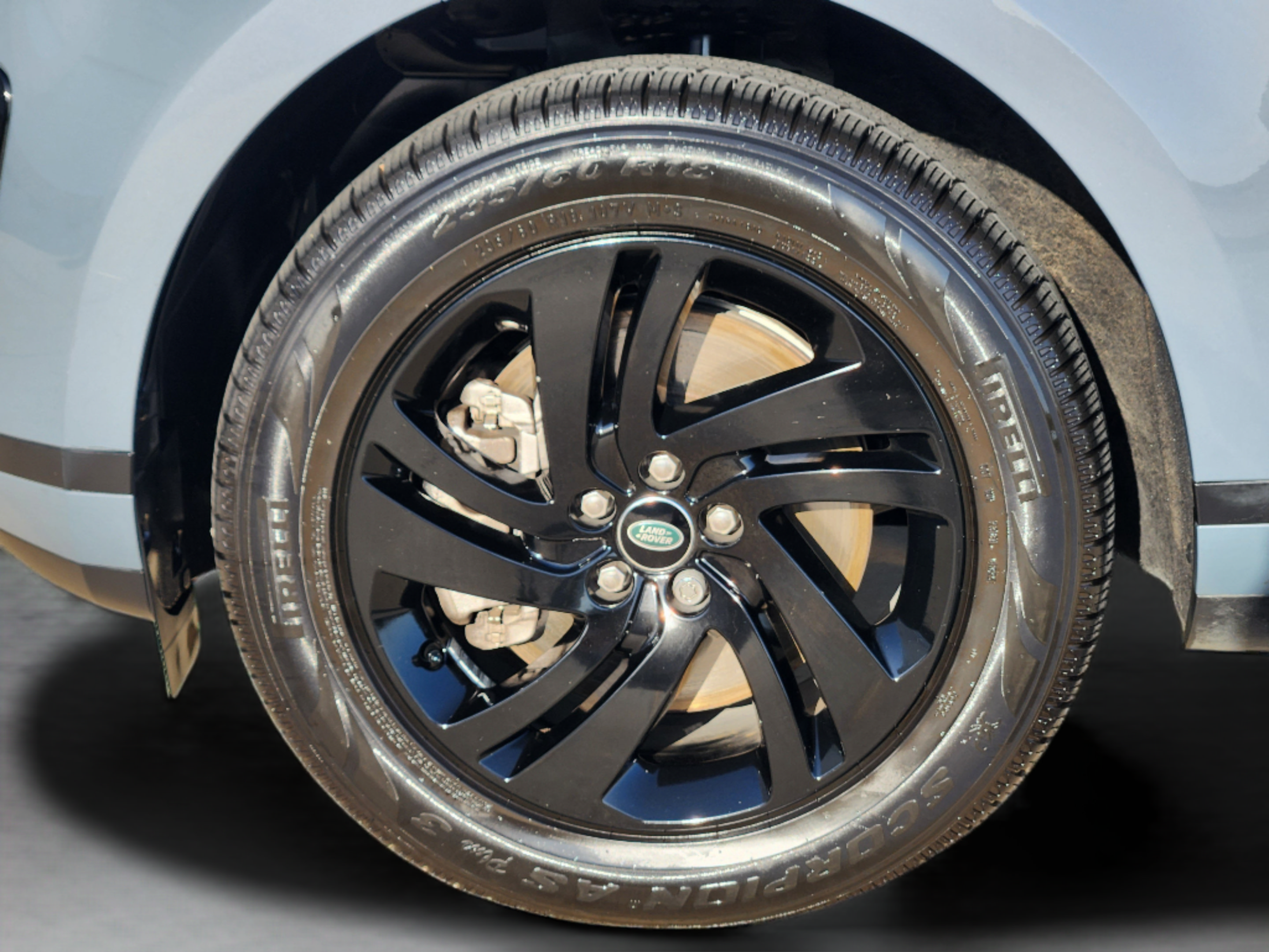 Certified 2023 Land Rover Range Rover Evoque S AWD/4WD image 33