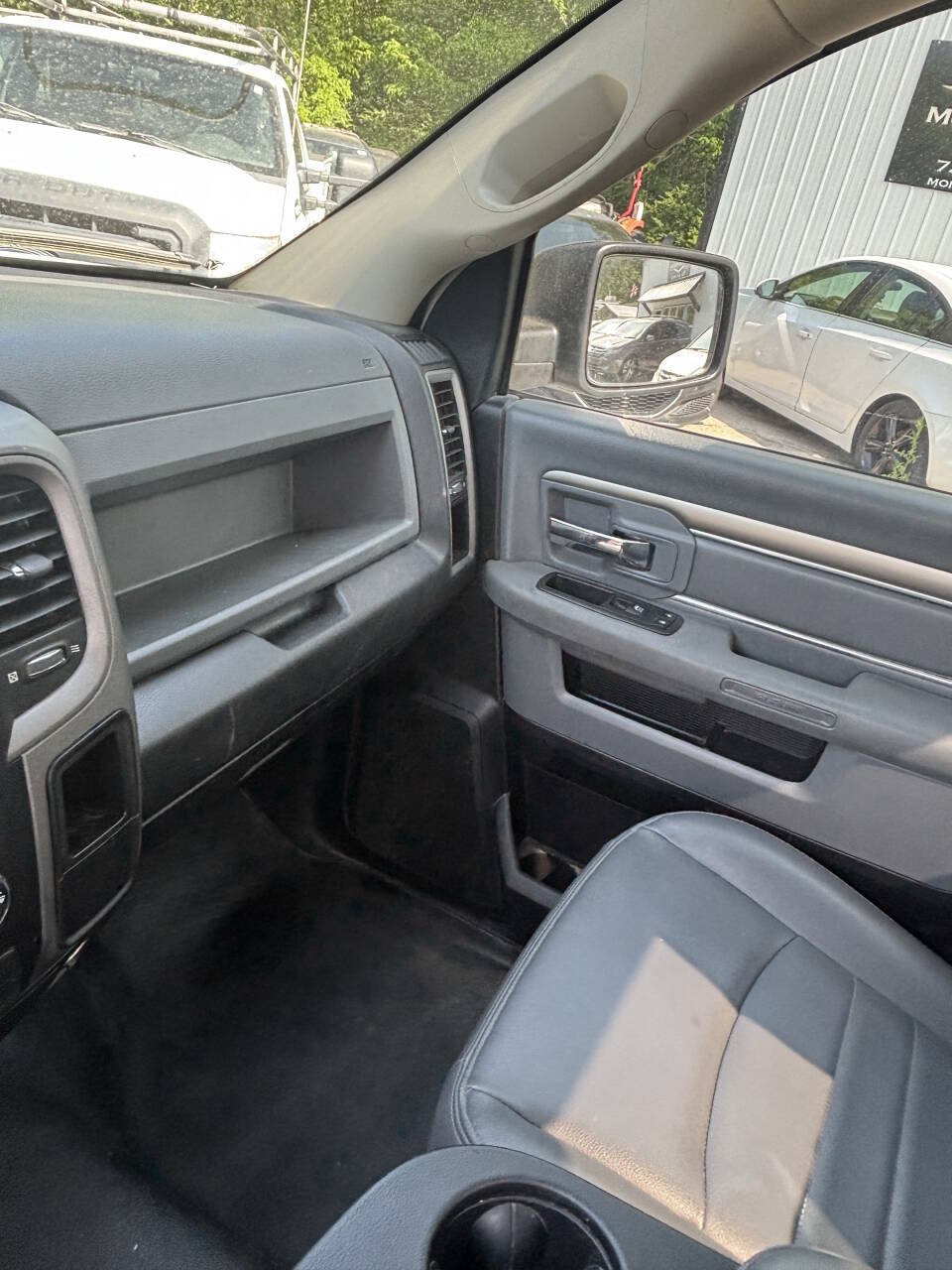Used 2017 RAM 1500 Tradesman w/ Power & Remote Entry Group RWD image 7