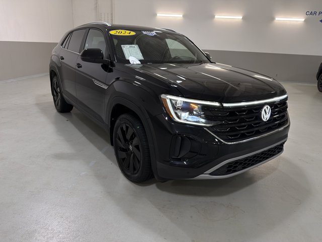 Used 2024 Volkswagen Atlas Cross Sport SE AWD/4WD image 4