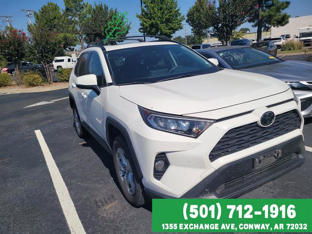 Used 2019 Toyota RAV4 XLE AWD/4WD image 3