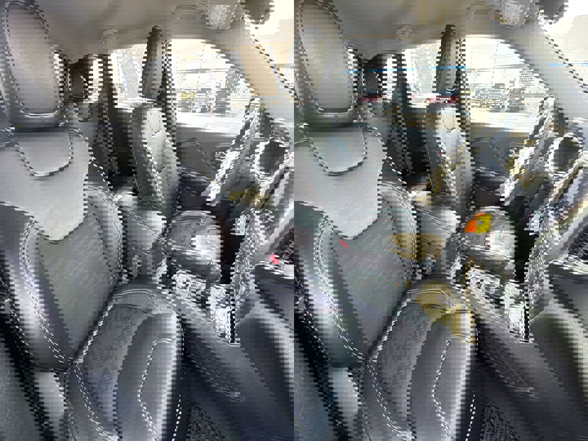 Used 2022 Jeep Cherokee Latitude image 24