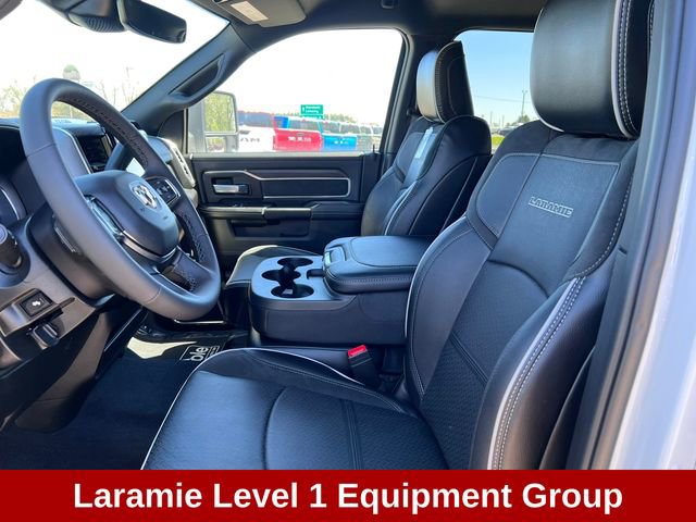 Used 2025 RAM 3500 Laramie AWD/4WD image 4
