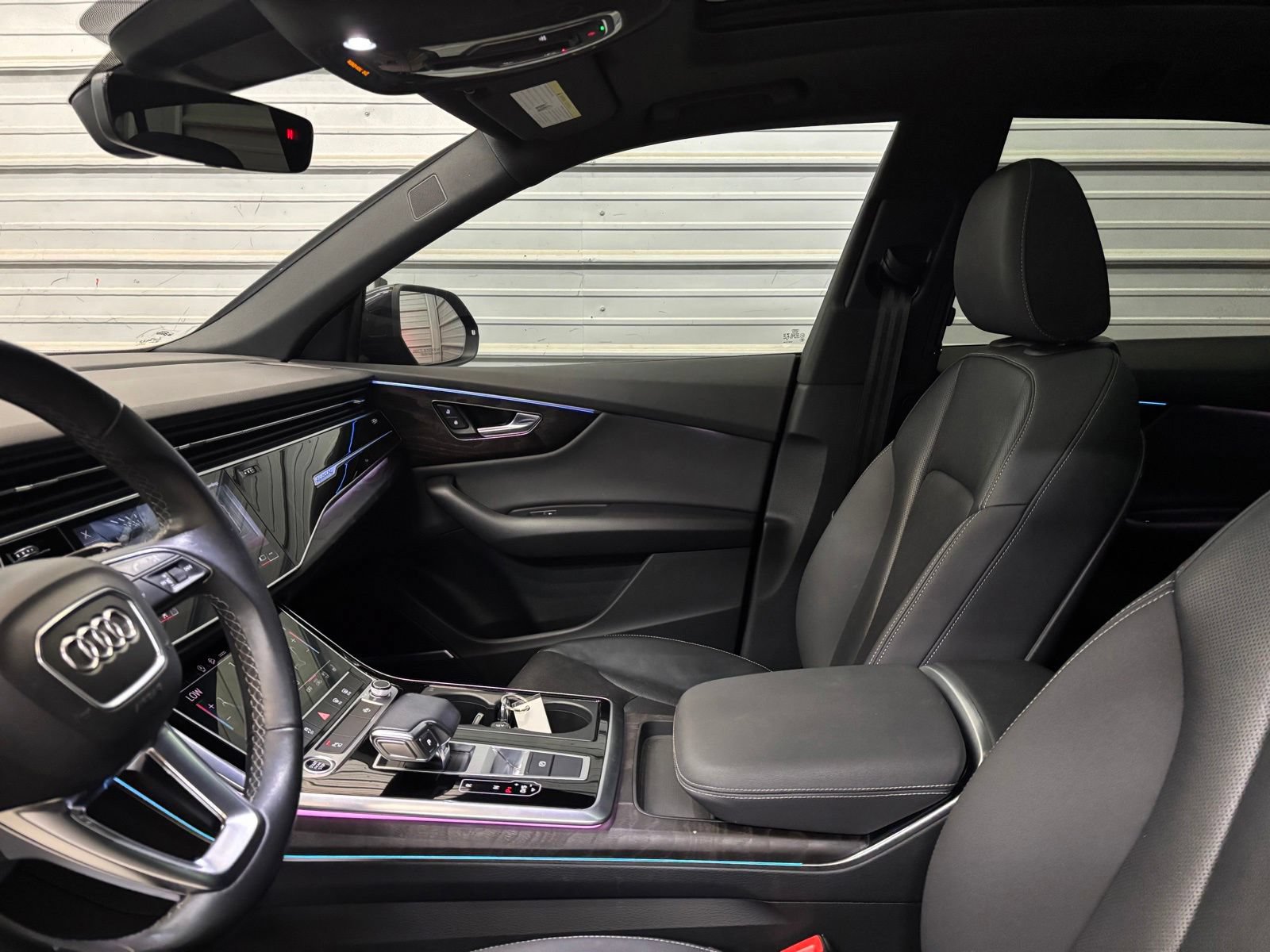 Used 2021 Audi Q8 Premium Plus w/ Premium Plus Package AWD/4WD image 23