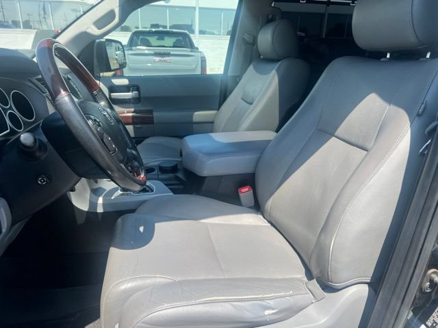 Used 2012 Toyota Sequoia Platinum AWD/4WD image 29
