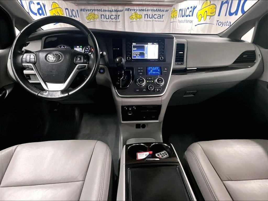 Certified 2020 Toyota Sienna XLE Premium AWD/4WD image 21