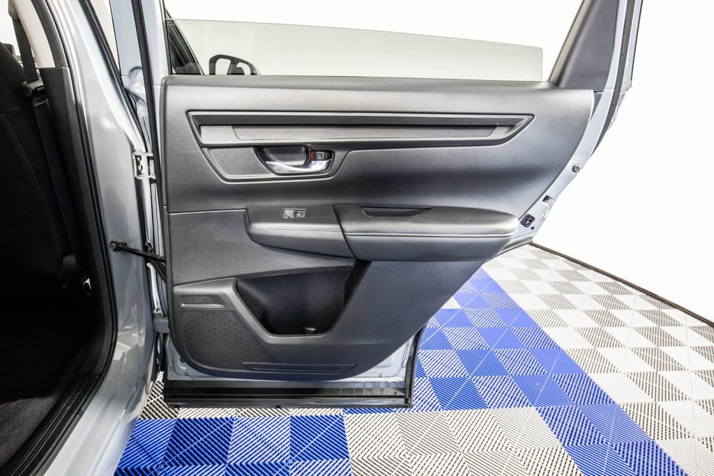 Used 2025 Honda CR-V LX image 16