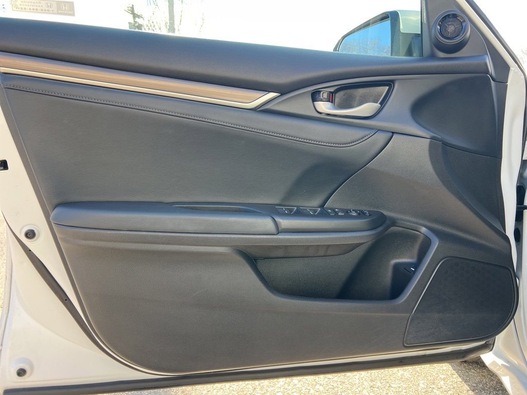 Used 2020 Honda Civic EX-L image 10