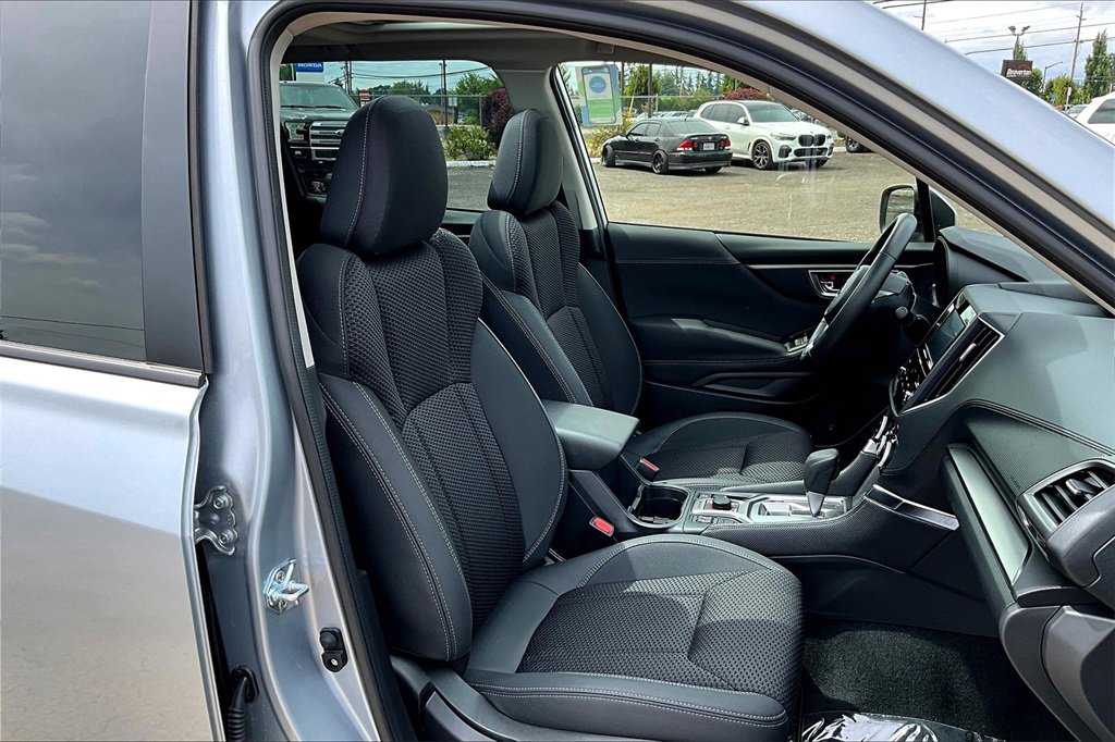 Used 2024 Subaru Forester Premium image 9