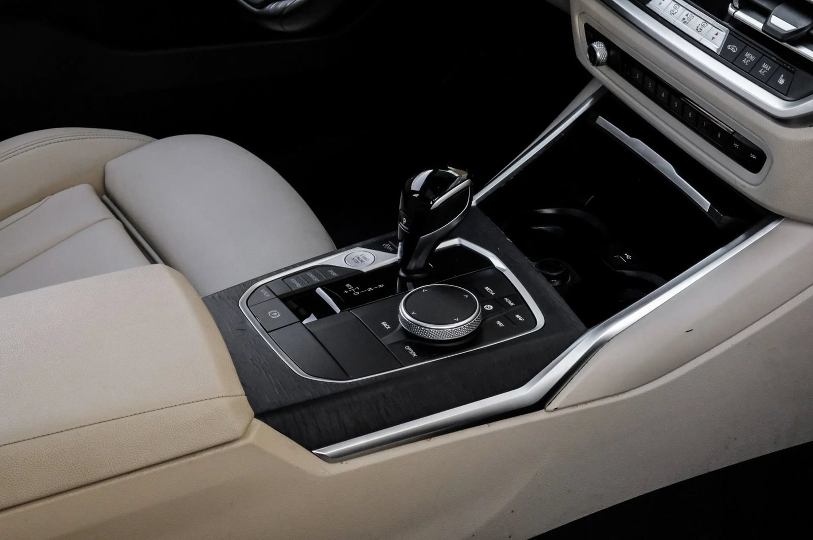 Used 2021 BMW 330i Sedan w/ Convenience Package RWD image 25