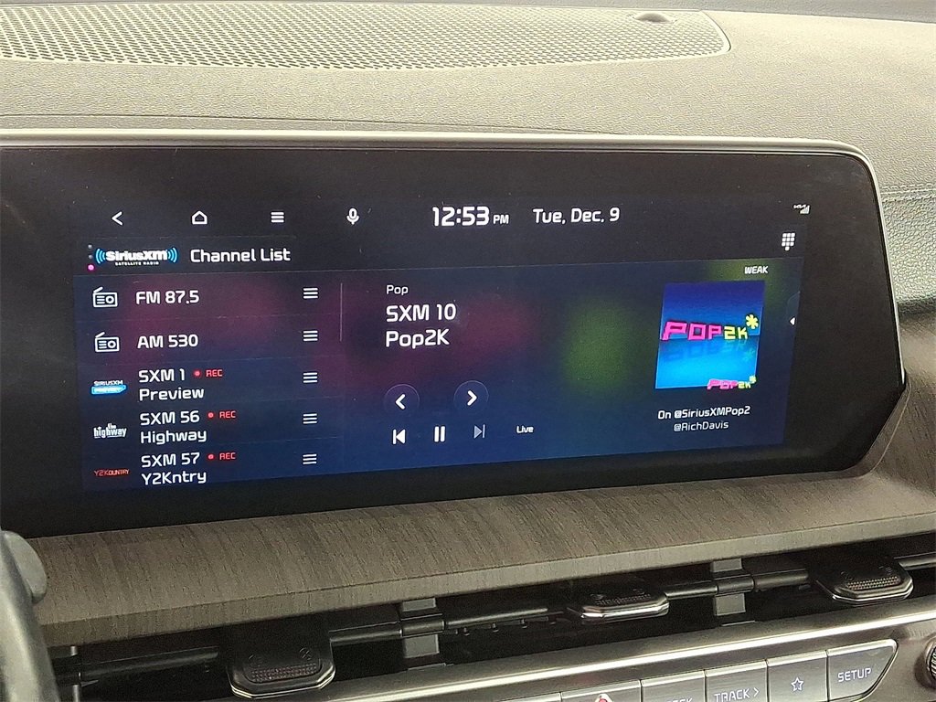 Used 2023 Kia Telluride EX w/ EX Captain's Chair Package image 21