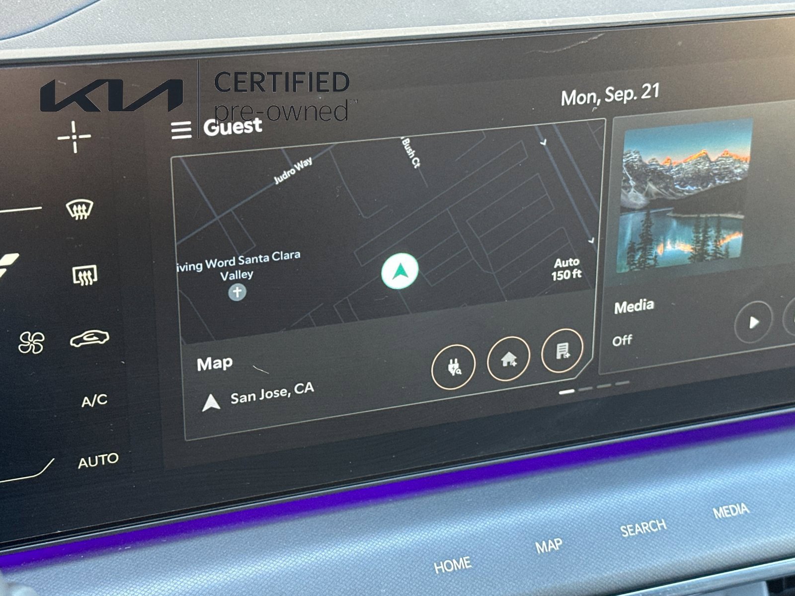 Certified 2024 Kia EV9 Land AWD/4WD image 21