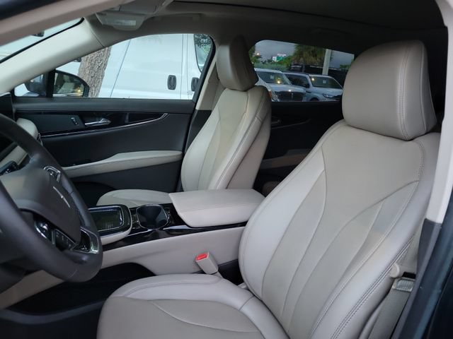 Certified 2023 Lincoln Nautilus Reserve FWD image 11