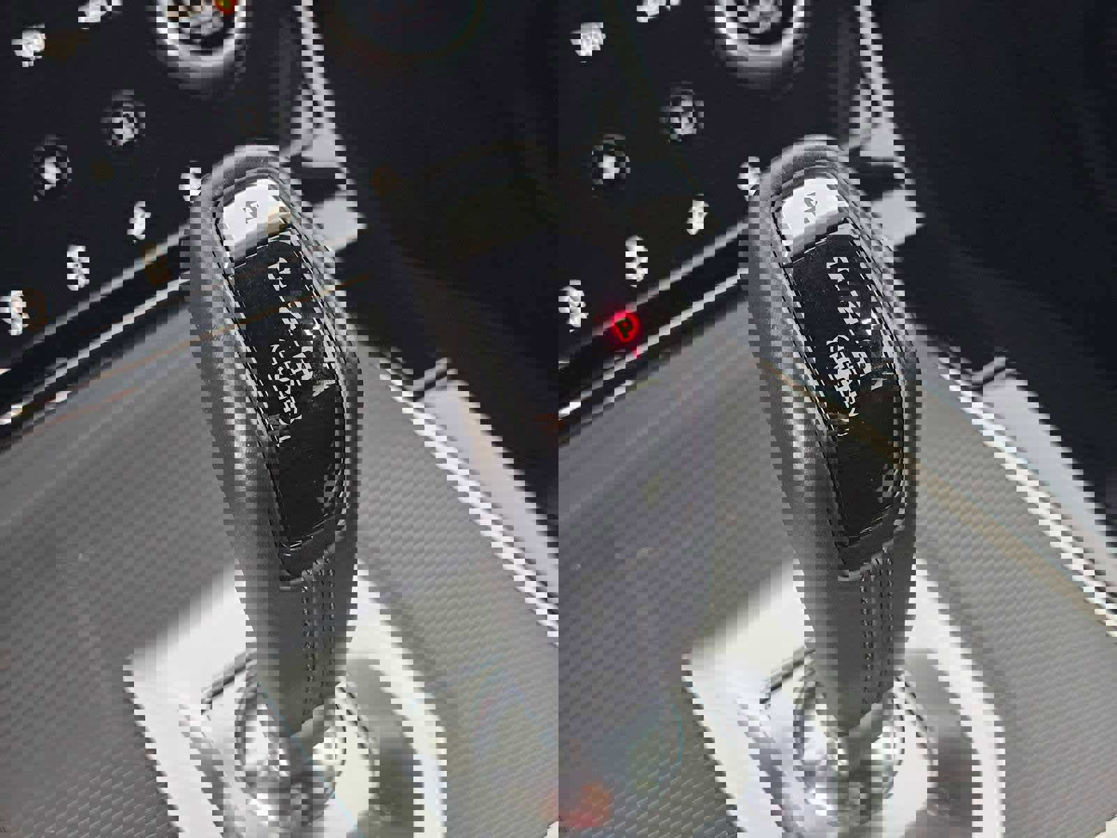 Used 2023 Land Rover Range Rover Evoque R-Dynamic SE image 40