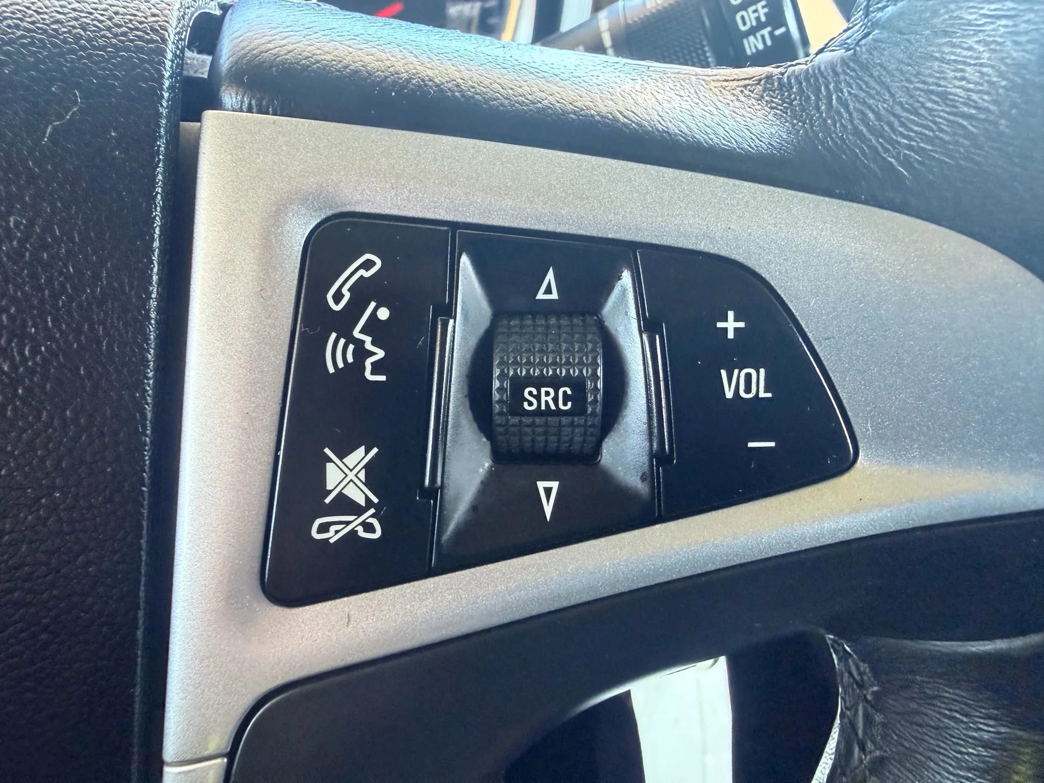 Used 2017 Chevrolet Equinox LT image 15