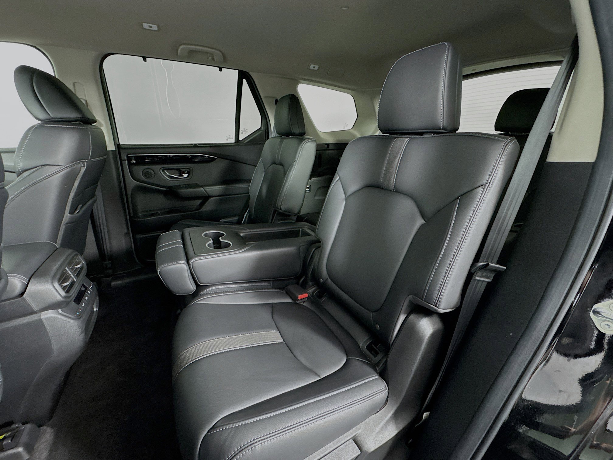 Certified 2025 Honda Pilot EX-L image 23