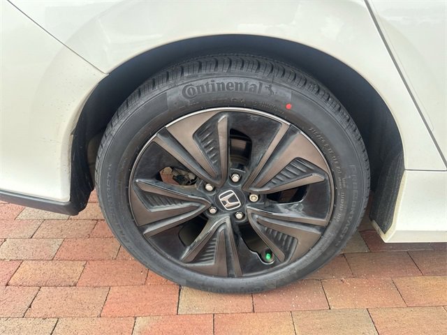 Used 2019 Honda Civic EX image 15