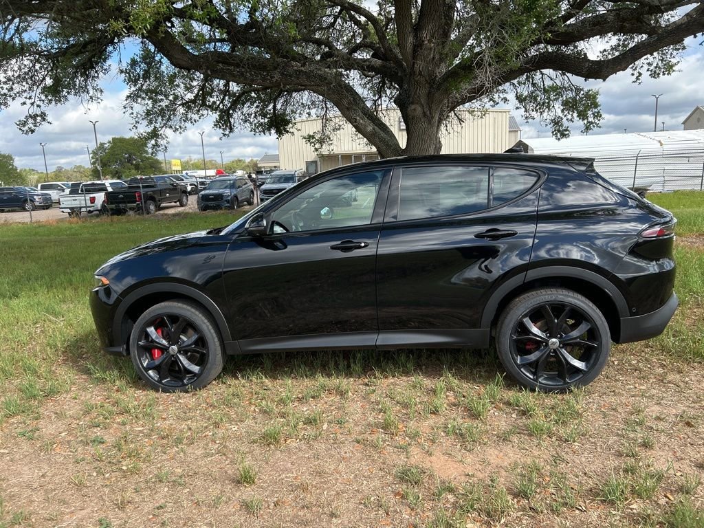 Used 2024 Dodge Hornet GT image 8