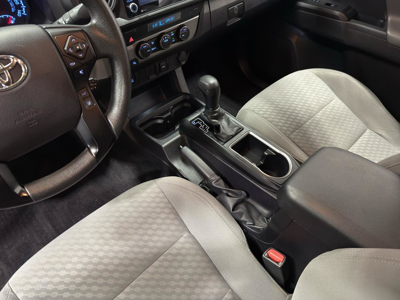 Used 2022 Toyota Tacoma SR AWD/4WD image 20