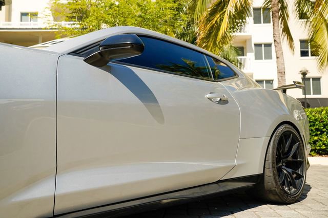 Used 2019 Chevrolet Camaro ZL1 image 11