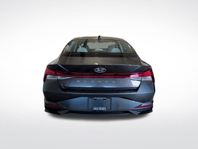 Used 2023 Hyundai Elantra Limited image 15
