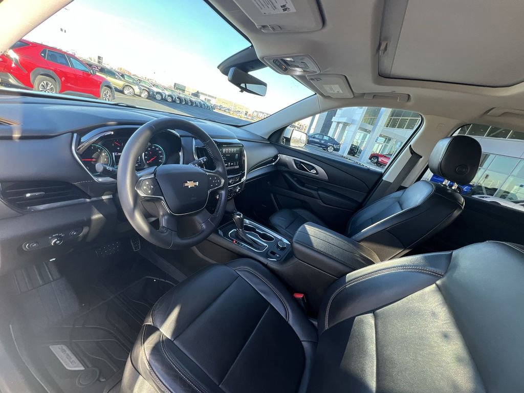 Used 2019 Chevrolet Traverse RS w/ LPO, Floor Liner Package image 10